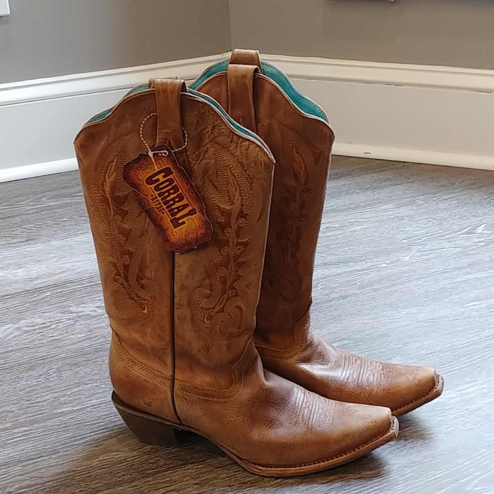 Ladies Corral Cowboy boots